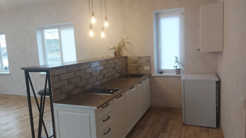 Уютный дом у реки для спокойного отдыха