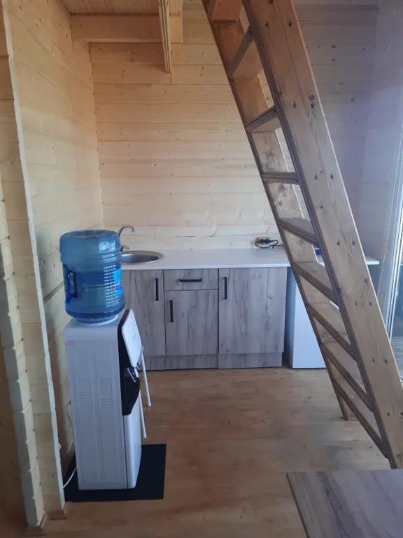 Коттедж Домик с кухонной зоной — Кучугуры