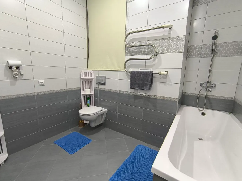 Просторная квартира в центре с парковкой