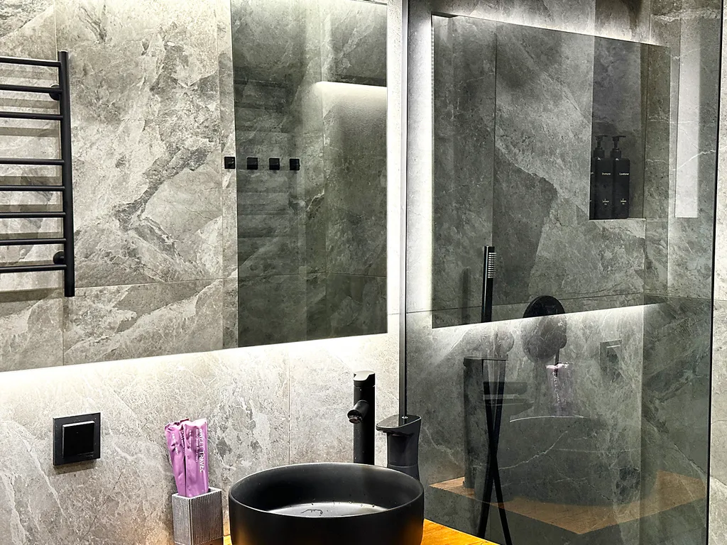 Дом DOUBLE с чаном на террасе