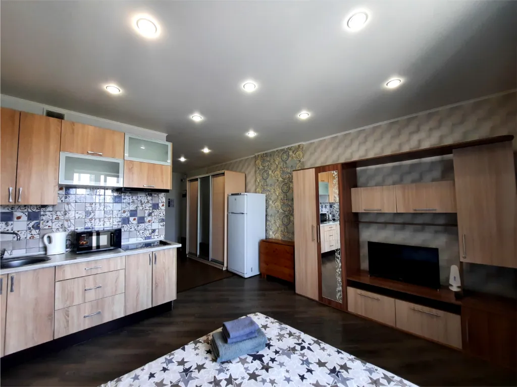 Просторная студия с лоджией — ваш новый комфортный дом