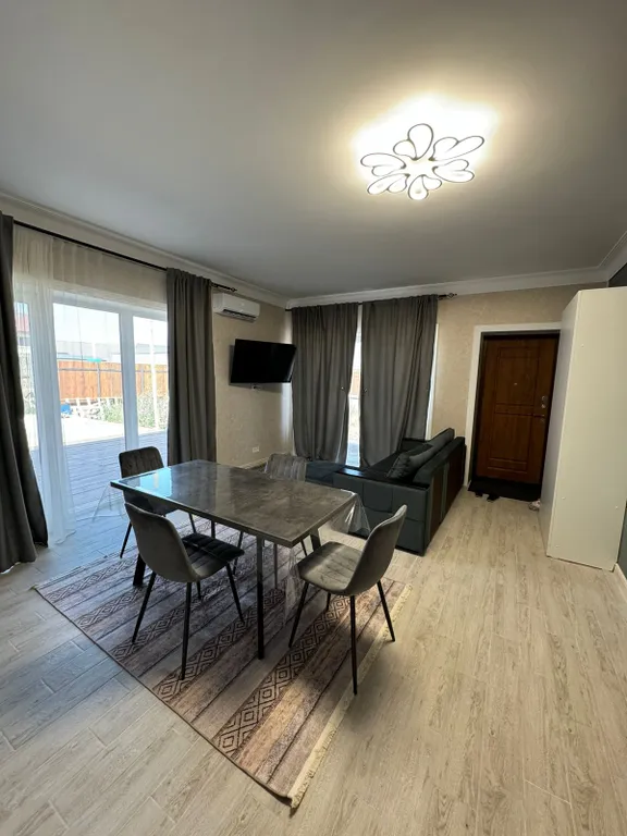 Коттедж у моря