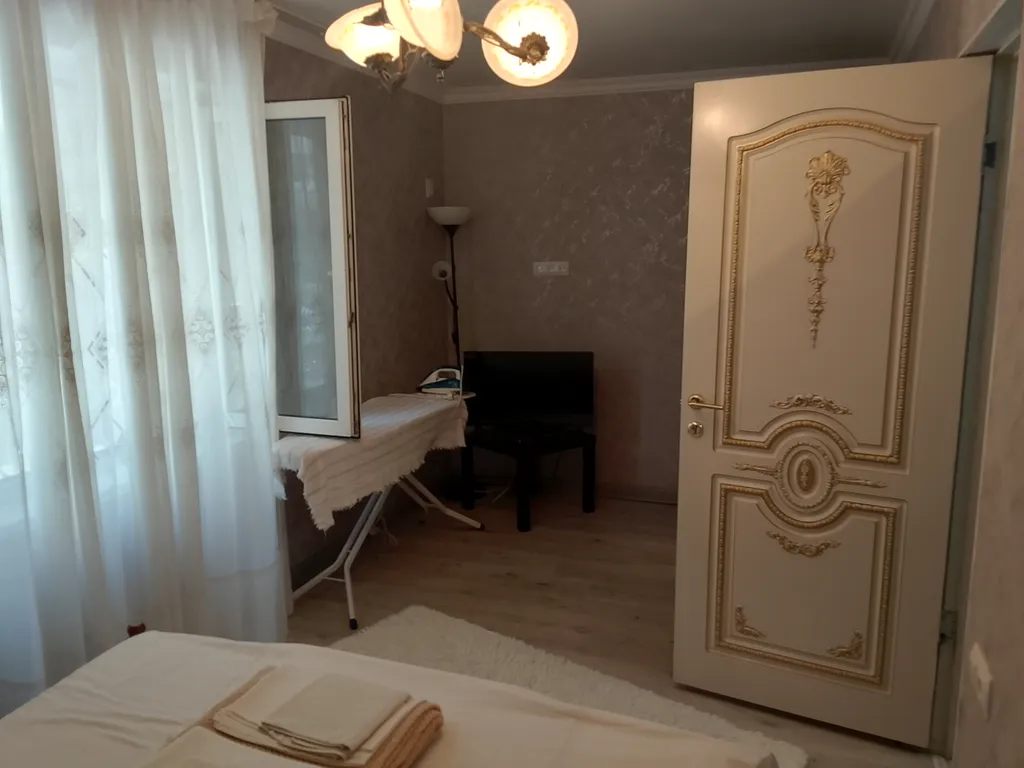 Квартира Комфортабельная квартира в центре курорта — Гагра