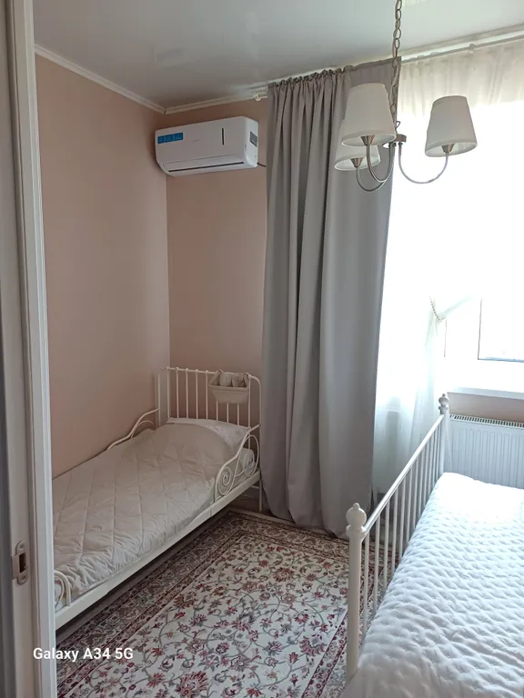 Уютная двухкомнатная квартира рядом с парком Галицкого