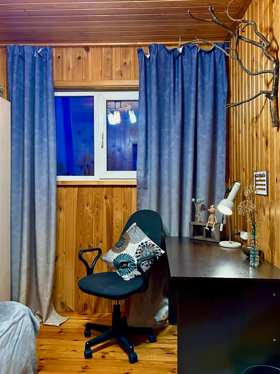 Большой коттедж с камином Гнездо