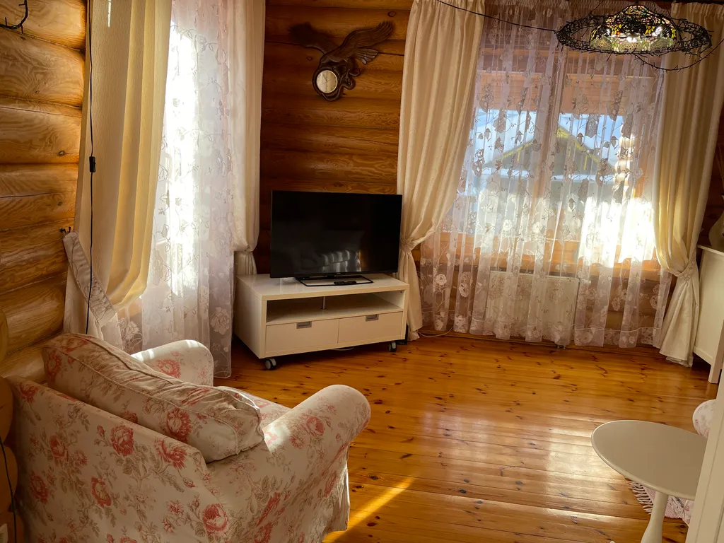 Тургоякский Теремок- дом на 1 линии с собственным выходом к озеру