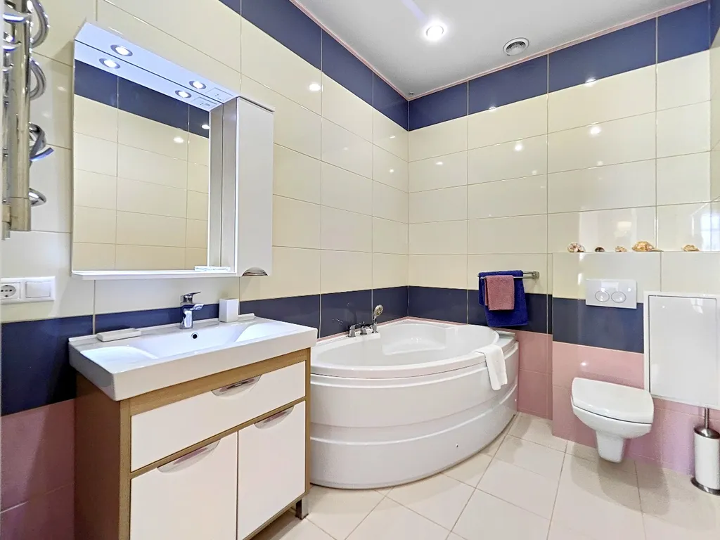 Стильная квартира на первой линии