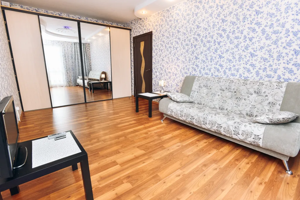 Квартира Квартира Большая двушка с выездом на екад во все стороны — Екатеринбург