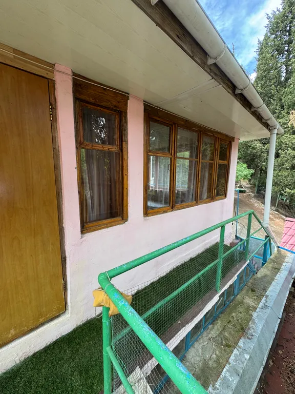 Дом с гаражом у моря