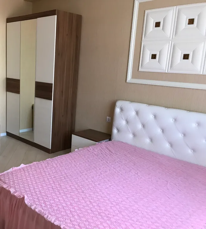 Квартира Однокомнатная квартира с дизайнерским ремонтом — Геленджик