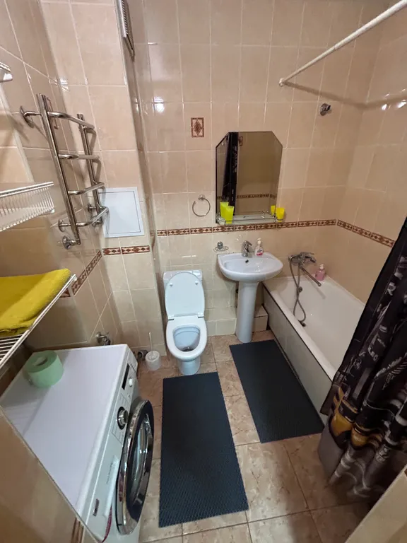 Просторная уютная квартира с видом на море