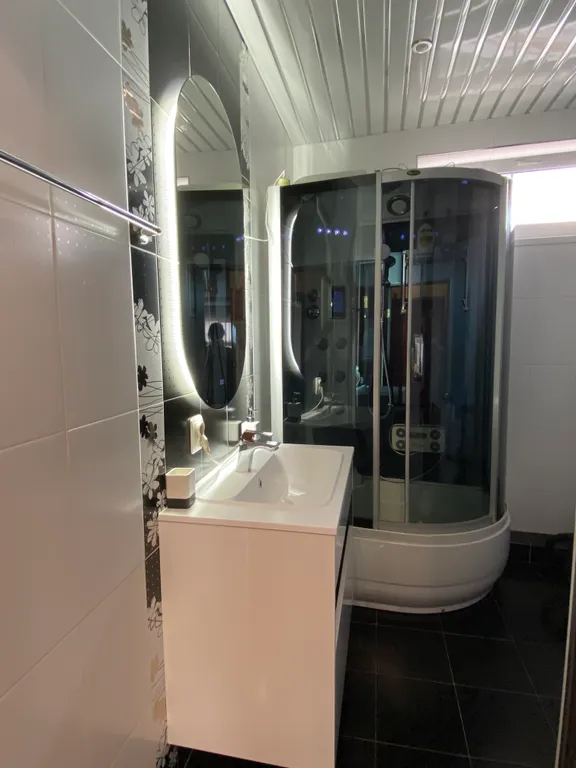 4-комнатная Квартира