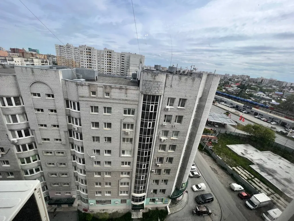 Квартира Уютная светлая студия, центр, ТЦ Вояж, парковка, кафе, аквапарк источник — Тюмень