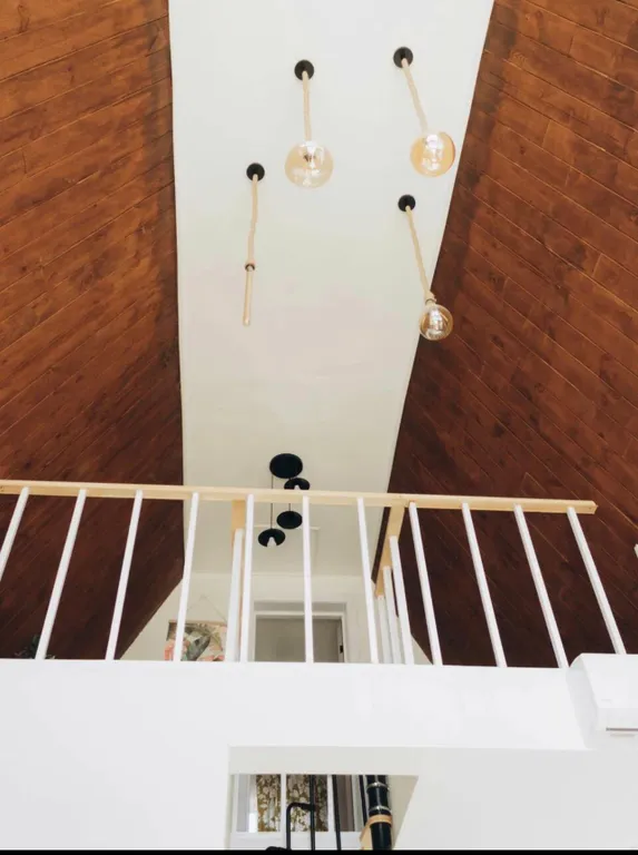 Треугольный дом.