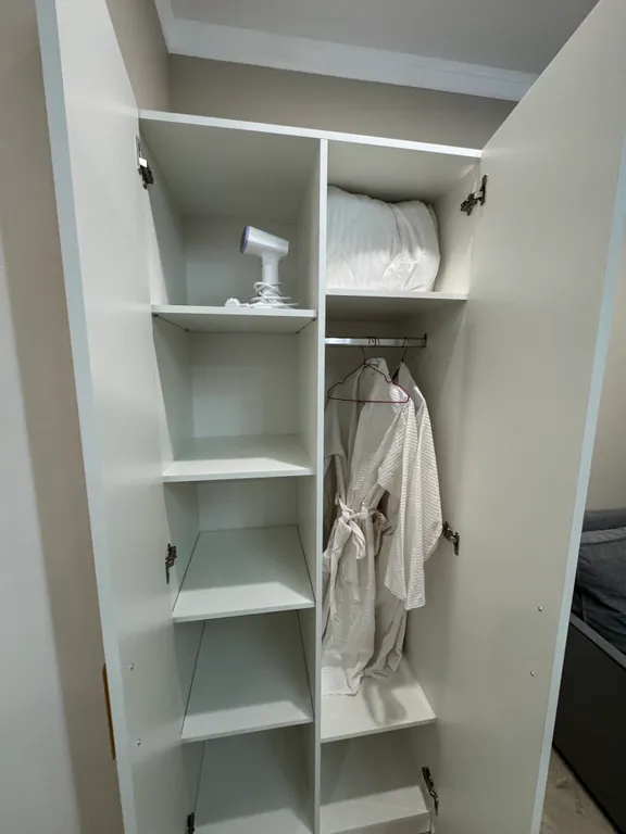 квартира с дизайнерским ремонтом на въезде в город