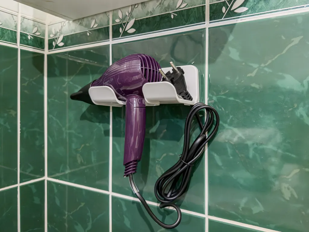 Евротрешка с подземной парковкой близко к центру