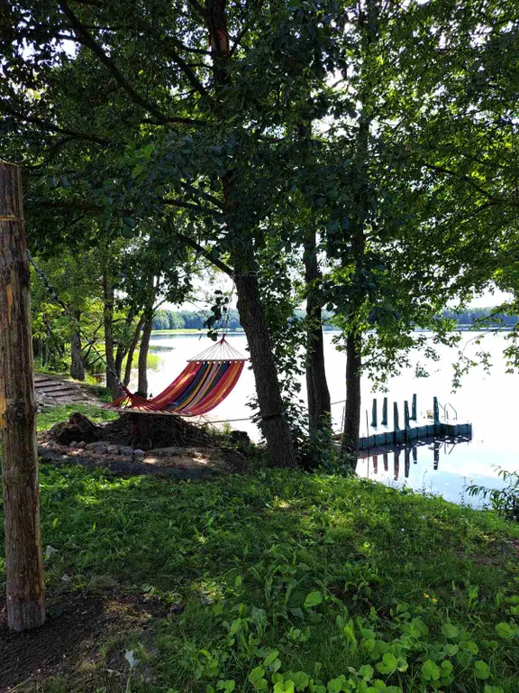 Уютная усадьба на берегу озера