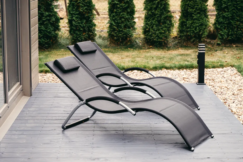 Дом с баней и купелью около Минского моря