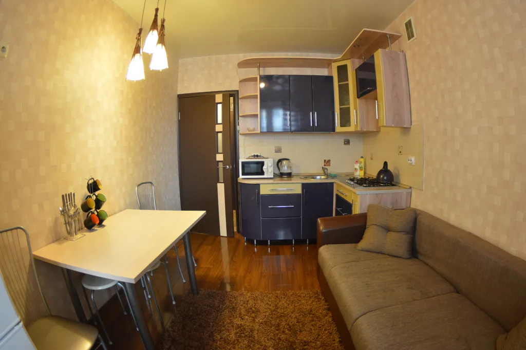 Однушка на Ставровской,3