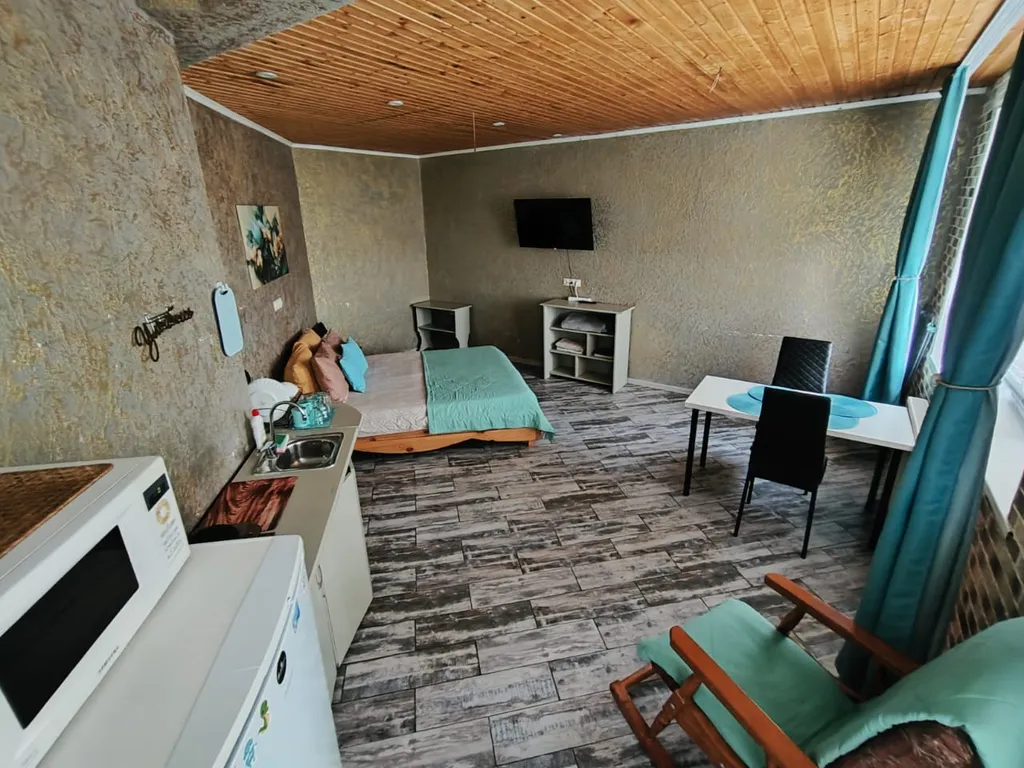 Квартира-студия в стиле лофт с панорамным видом