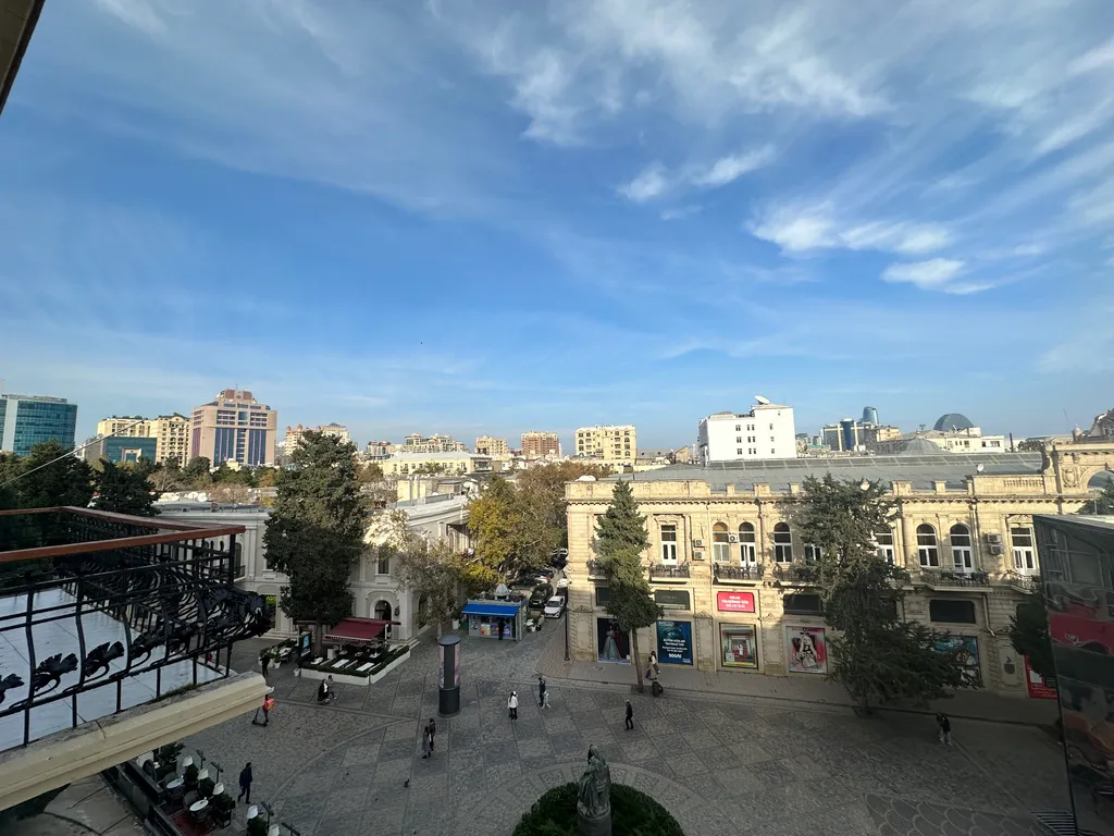 F1 Hard Rock City Center Apartment