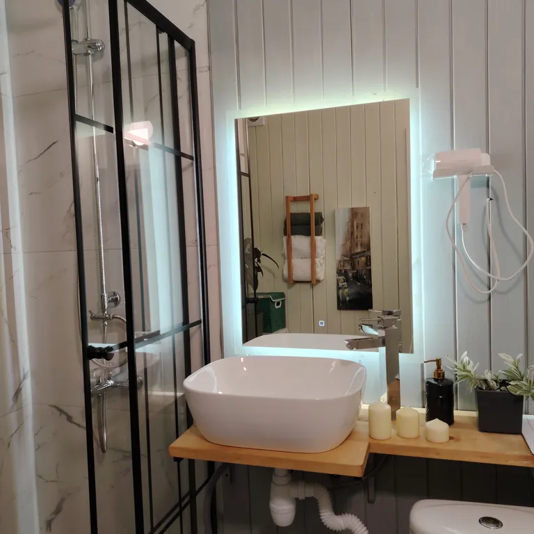 Квартира с новым дизайнерским ремонтом