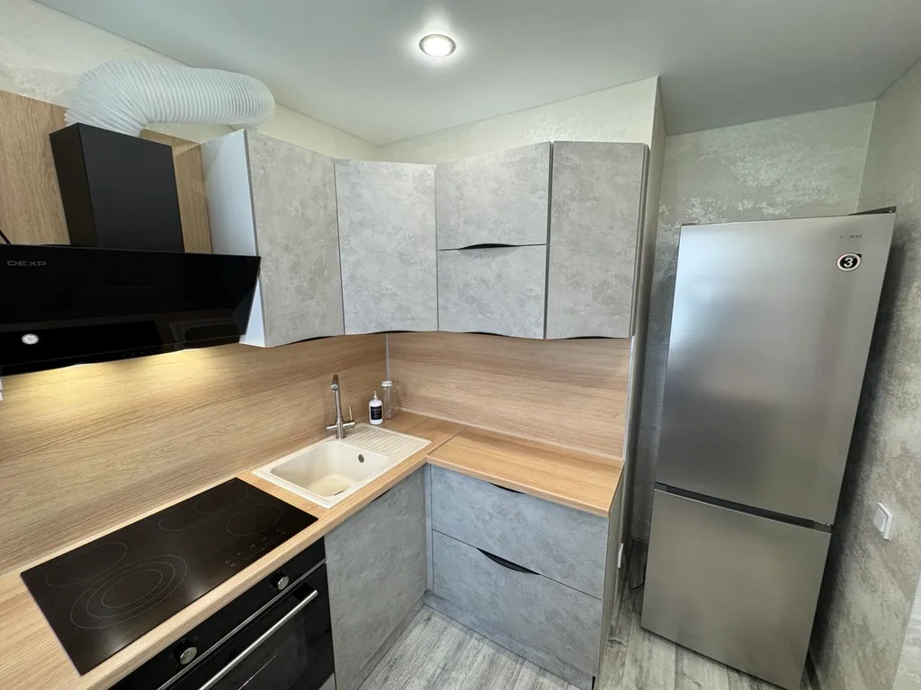 Двухкомнатная квартира с новым ремонтом в центре города