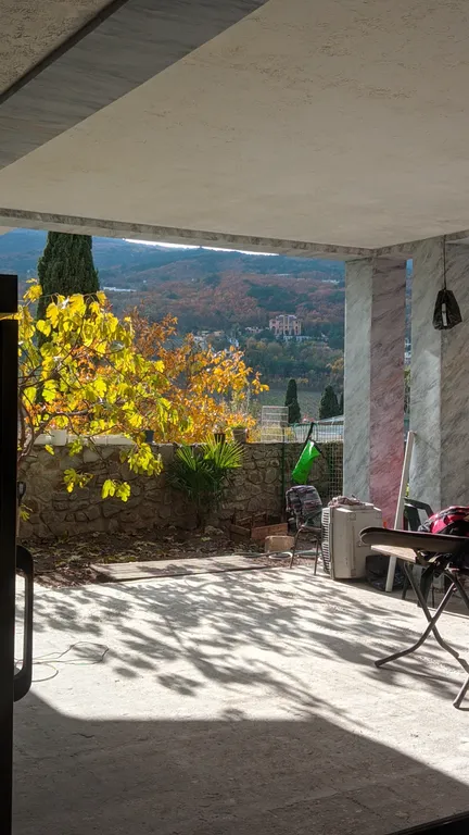 Квартира с видовым балконом на водопад Учан-су и виноградники