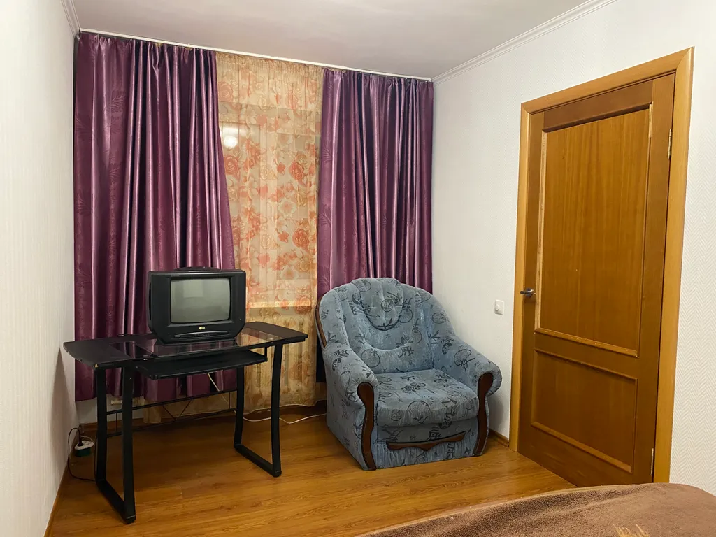 Просторная 2-комнатная квартира у цирка, 1 этаж, парковка, до 6 гостей