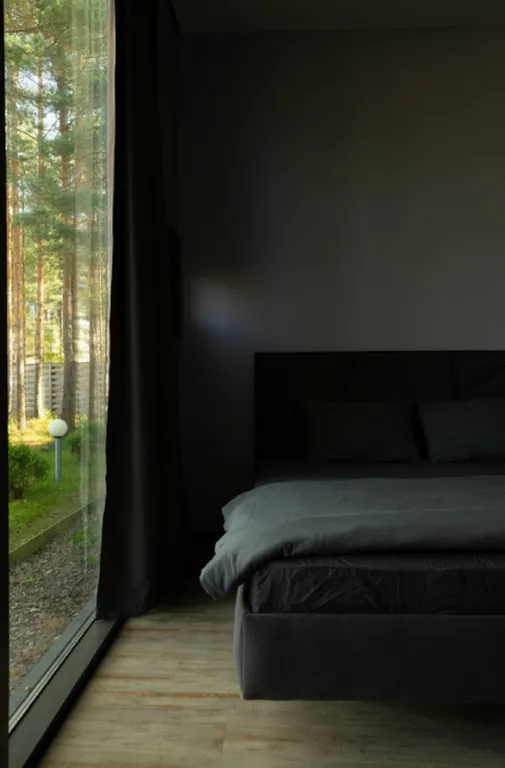 Дизайнерский коттедж с садом на крыше