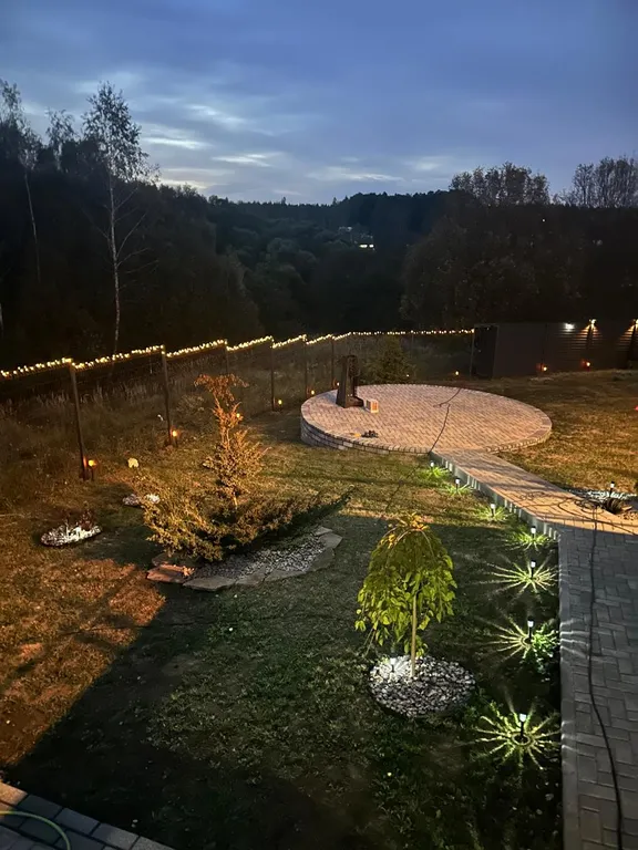 Шале у озера