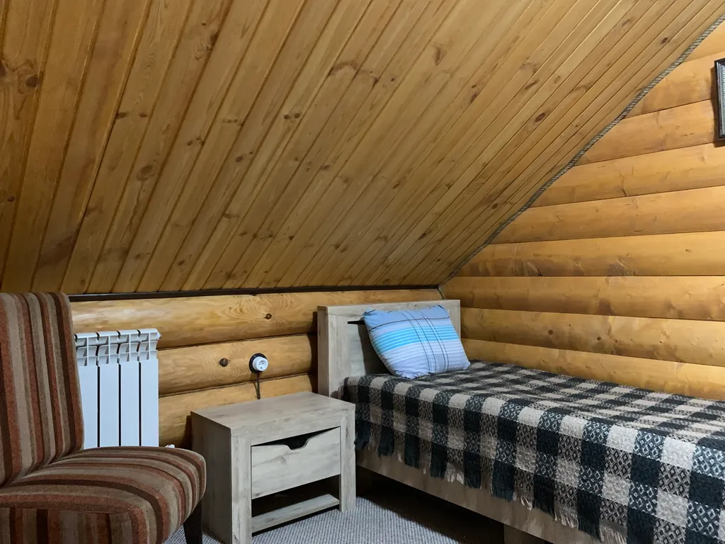 Уютный двухэтажный коттедж №4