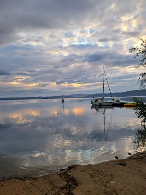 Квартира в центре гор. В 20мин. от  Солнечной  долины и оз. Тургояк .