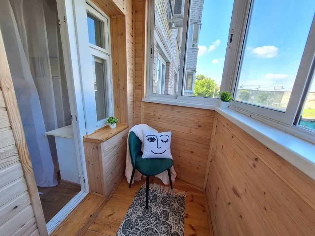 Квартира стильная с балконом от сети Версаль апартамент