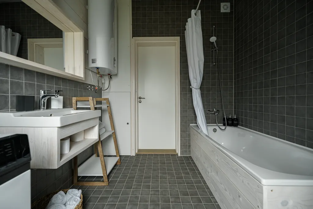 Просторный семейный коттедж у залива