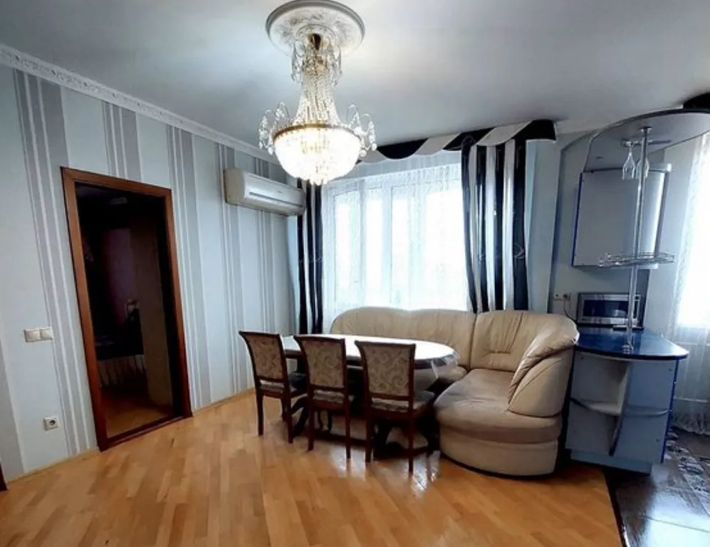 Квартира Добротная квартира, золотой квадрат Советского района ! — Ростов-на-Дону