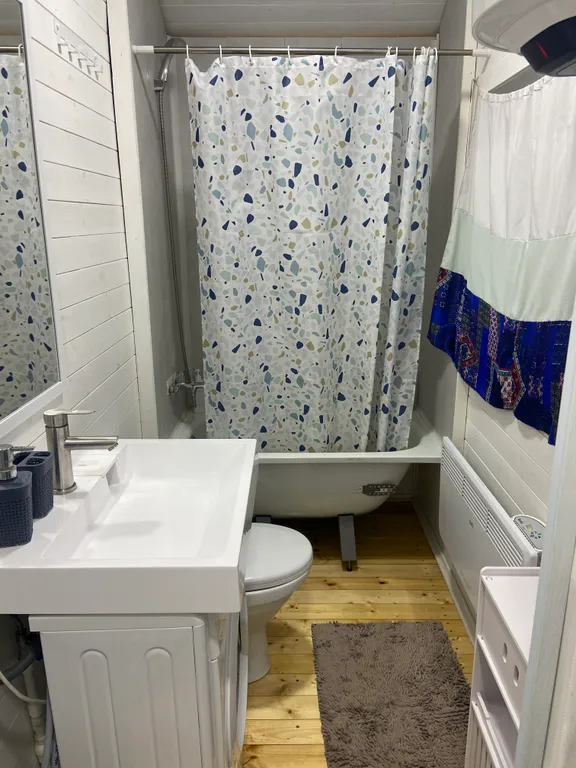 Коттедж Уютный домик на окраине деревни — Глазово