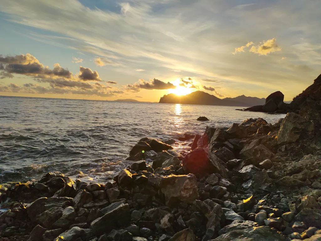 Уютная комната со своими удобствами