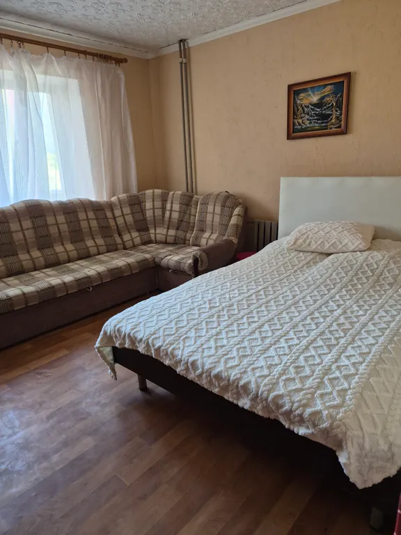 Тихая просторная квартира между вокзалом ТЦ и рынком в центре города — аренда посуточно в Астрахань