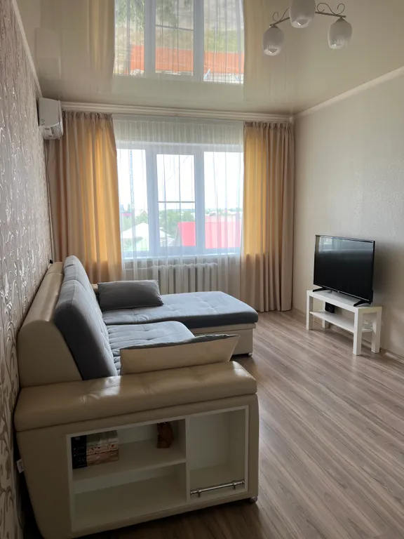 Квартира Светлая и уютная квартира — Лабинск