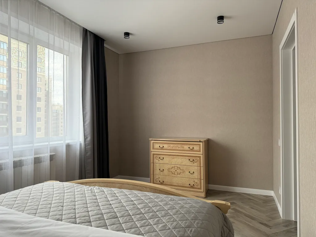 Просторная квартира рядом с ТРЦ Планета