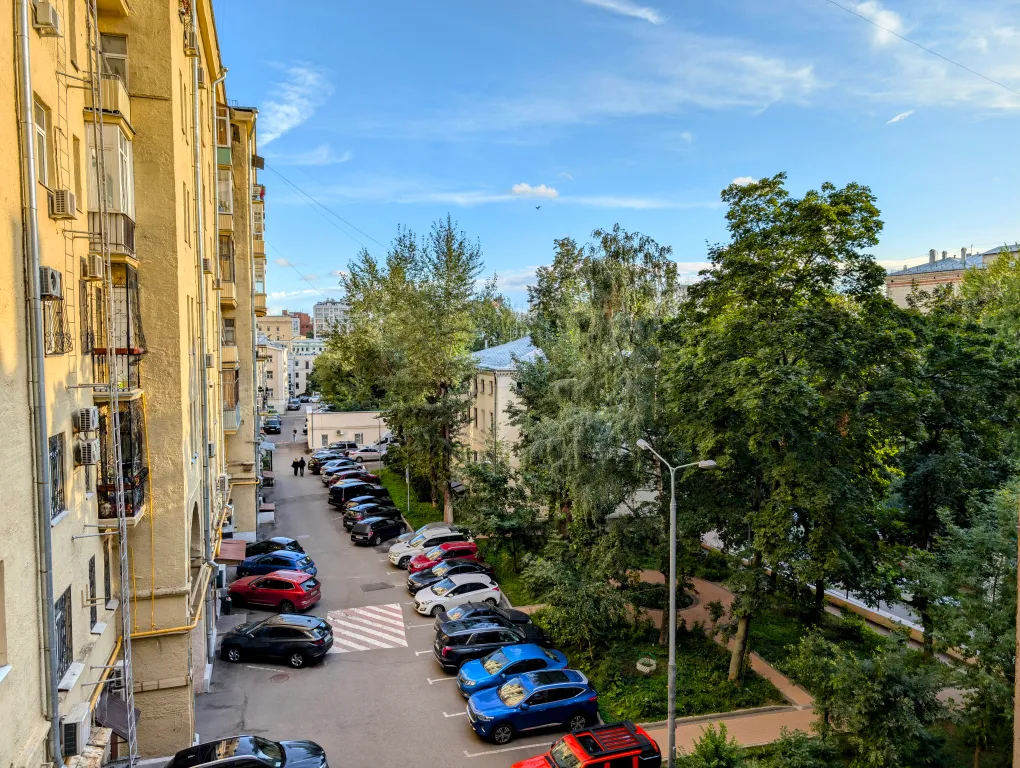 Квартира КвартираСвободна на Земляном Вале 52/16 — Москва