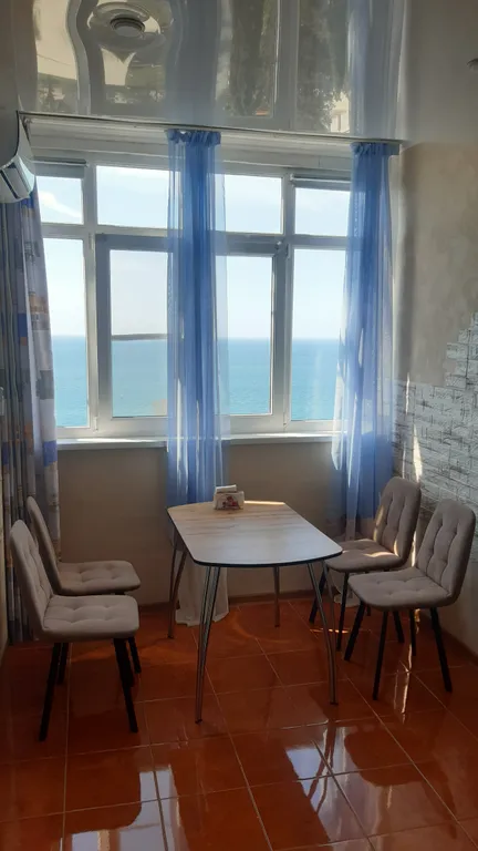 Квартира Квартира с потрясающим видом на море и горы — Гагра