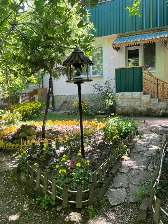 Квартира с участком