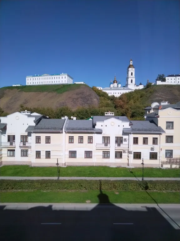 Четырёхкомнатная квартира в историческом центре города — аренда посуточно в Тобольск