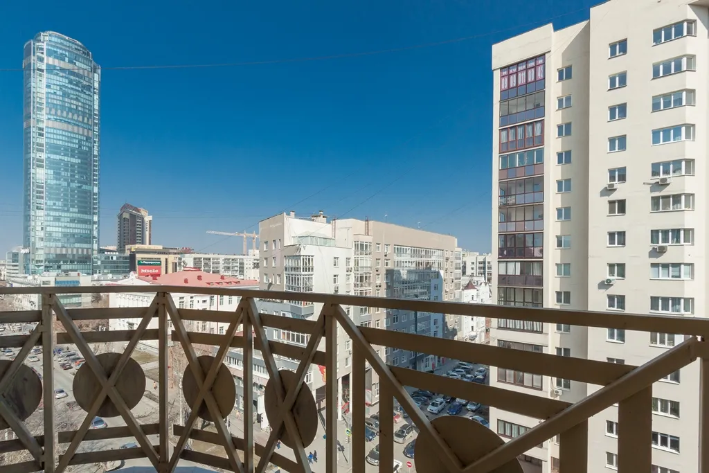 Апартамент в центре у БЦ Высоцкий, Антей