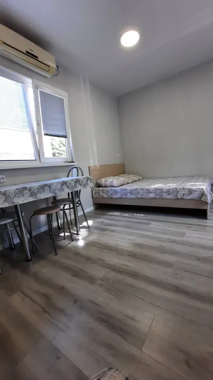 Квартира Квартира Студия в частном зелёном дворе — Гурзуф