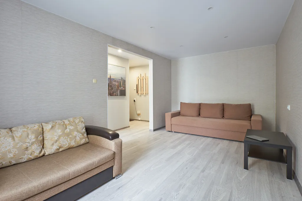 Светлая двушка в тихом центре