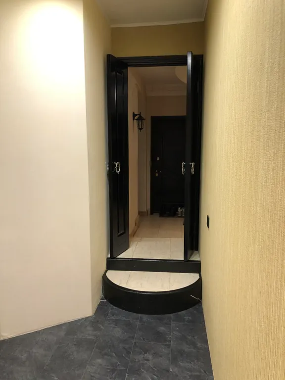 В Индустриальном районе тц Планета