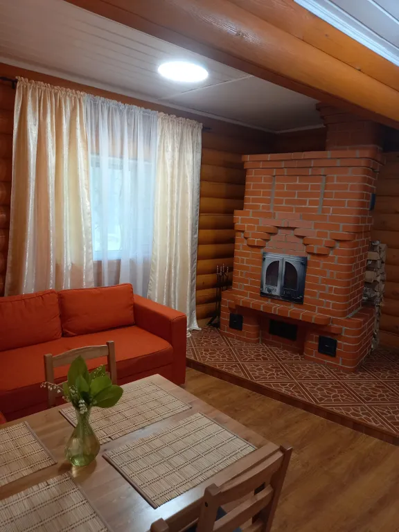 Уютный коттедж у озера